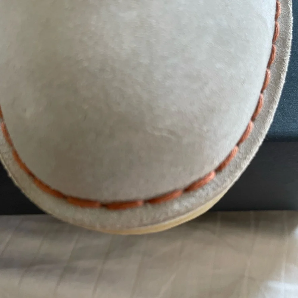 Clarks Men's Sand Suede Desert Boots. Size 7M. NWT in box. - Picture 5 of 10